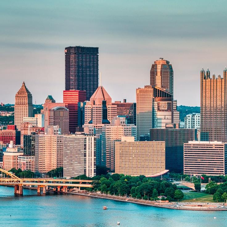 Parents evaluating schools in Spain